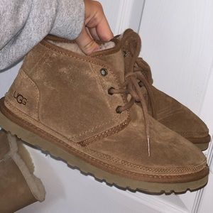 Mens 7 (Women’s 8.5 ish)UGG SLIPPER BOOTS